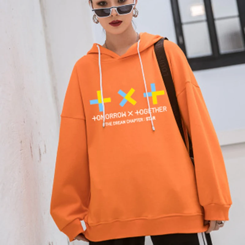 TXT Combination The Dream Chapter STAR Fashion 2019 New Hooded clothe Loose Students Hip Hop Hoodies new Fans Gifts Drop Ship
TXT Combination The Dream Chapter STAR Fashion 2019 New Hooded clothe Loose Students Hip Hop Hoodies new Fans Gifts Drop Ship