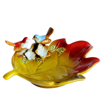 Ceramic Crafts European Double Bird Maple Leaf Fruit Plate Ornaments Ashtray Key Storage Plate Creative Home Desktop Decor Gifts
Ceramic Crafts European Double Bird Maple Leaf Fruit Plate Ornaments Ashtray Key Storage Plate Creative Home Desktop Decor Gifts