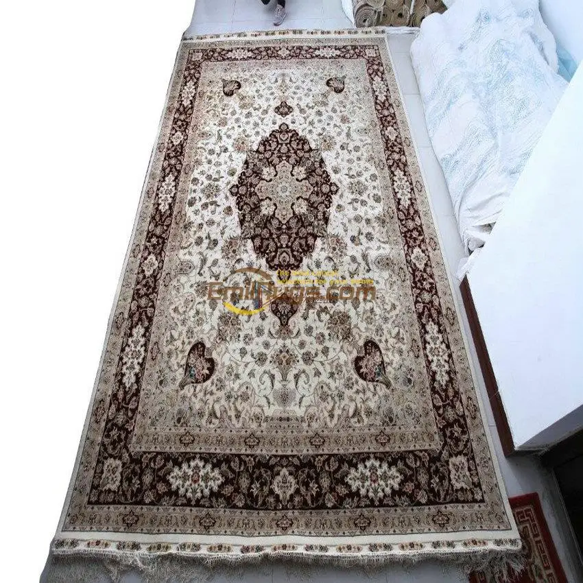 Wool Or Silk Persian The Craft Of Making Wool By Hand Upholstery Fabric For Living Room Pattern Museum Carpet
Wool Or Silk Persian The Craft Of Making Wool By Hand Upholstery Fabric For Living Room Pattern Museum Carpet