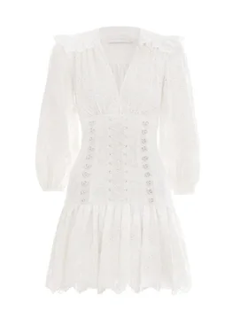 DEAT 2020 new summer fashion women clothes V-neck court styles lace hollow out high waist drawstring mini sexy dress WG85000L
DEAT 2020 new summer fashion women clothes V-neck court styles lace hollow out high waist drawstring mini sexy dress WG85000L