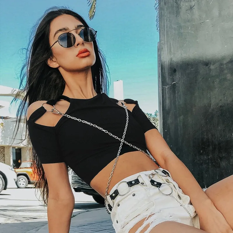 goth shirt with chain black summer crop top t shirt cotton Korean tee shirt femme short sleeve camisa femenina streetwear
goth shirt with chain black summer crop top t shirt cotton Korean tee shirt femme short sleeve camisa femenina streetwear