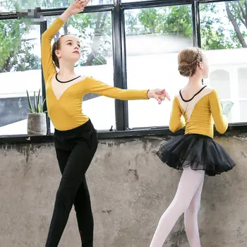 Children's dance wear girls long-sleeved exercise clothes autumn and winter cotton trousers ballet pettiskirt Chinese
Children's dance wear girls long-sleeved exercise clothes autumn and winter cotton trousers ballet pettiskirt Chinese