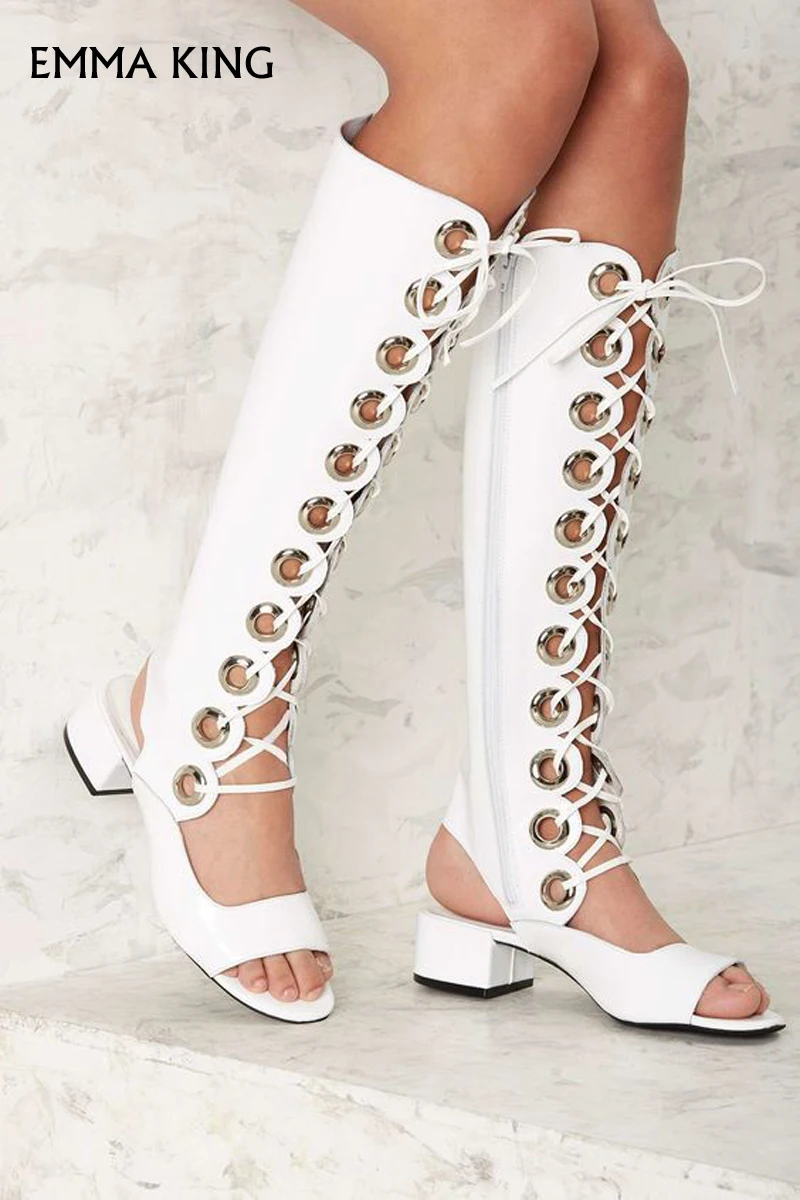 Summer New White Metal Buckle Cross Strap Hollow Sandals Square Root High Heel Sandals Banquet Party Stage Sandals Plus Size
Summer New White Metal Buckle Cross Strap Hollow Sandals Square Root High Heel Sandals Banquet Party Stage Sandals Plus Size