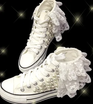 White Vulcanized Canvas Shoes Crystal Pearl Beaded Lace Women Shoes Thick Sole for Girl Lady Bridal Bridesmaid
White Vulcanized Canvas Shoes Crystal Pearl Beaded Lace Women Shoes Thick Sole for Girl Lady Bridal Bridesmaid