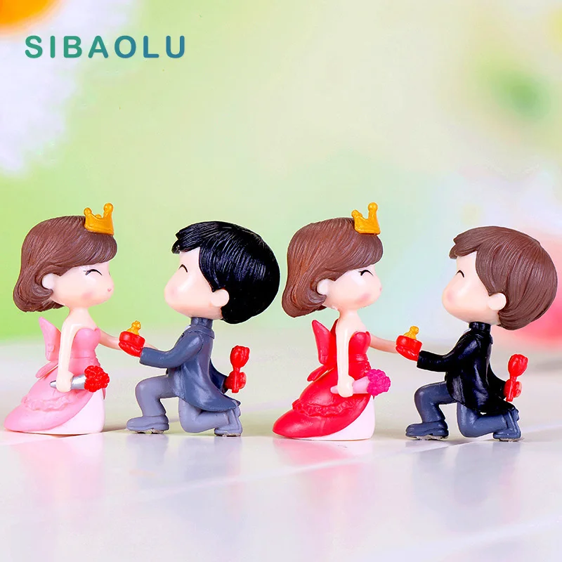 Propose Marriage Lover Figurines Wedding Doll Miniatures Couple models Fairy home decor Garden home Decoration DIY accessories
Propose Marriage Lover Figurines Wedding Doll Miniatures Couple models Fairy home decor Garden home Decoration DIY accessories