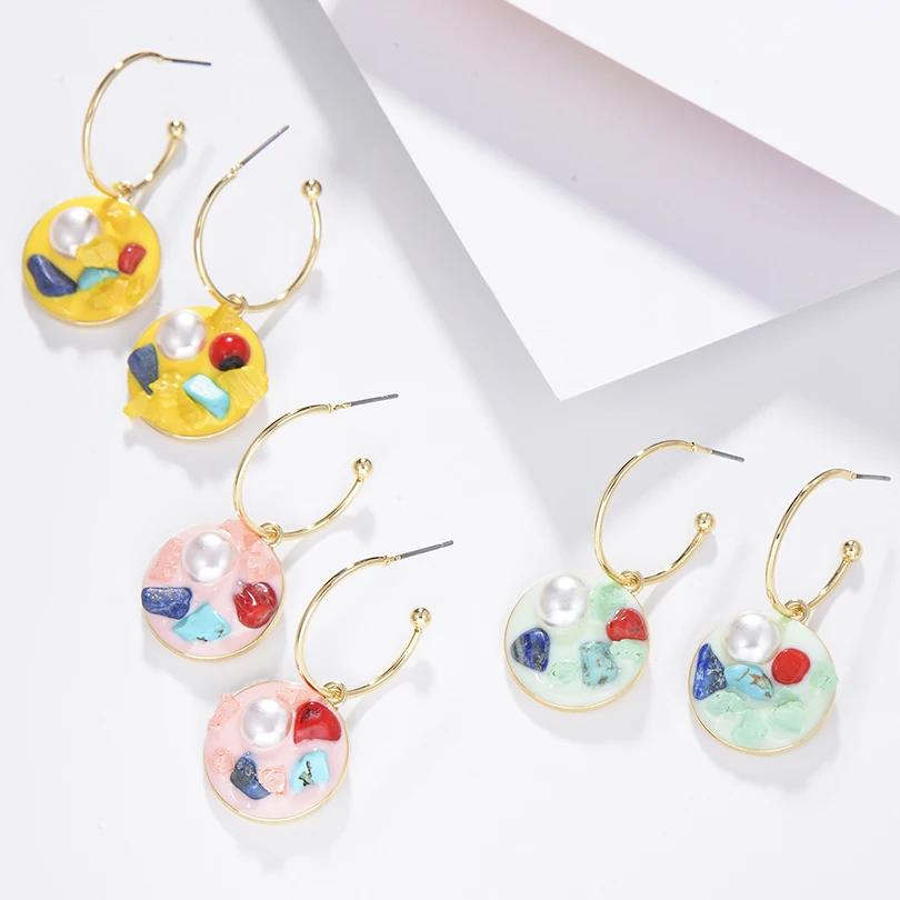 Unique Geometric Pearl Stone Dangle Earrings For Women Bohemian Multicolor Beads Triangle Earring Vintage Female Jewelry Hot
Unique Geometric Pearl Stone Dangle Earrings For Women Bohemian Multicolor Beads Triangle Earring Vintage Female Jewelry Hot