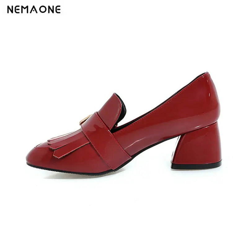 2019 New Women Pumps Black High Heels 5cm Lady Patent Leather Thick with Autumn Square Single Shoes Female Sandals Big 34-43
2019 New Women Pumps Black High Heels 5cm Lady Patent Leather Thick with Autumn Square Single Shoes Female Sandals Big 34-43