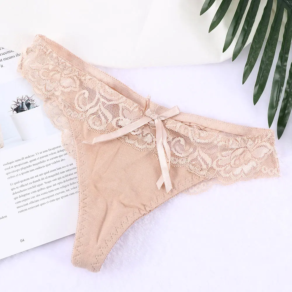 Trendy Sexy Women Low Waist Underwear Transparent Lace Floral Thong Hollow Out Retro Panty for Elegant Lady
Trendy Sexy Women Low Waist Underwear Transparent Lace Floral Thong Hollow Out Retro Panty for Elegant Lady