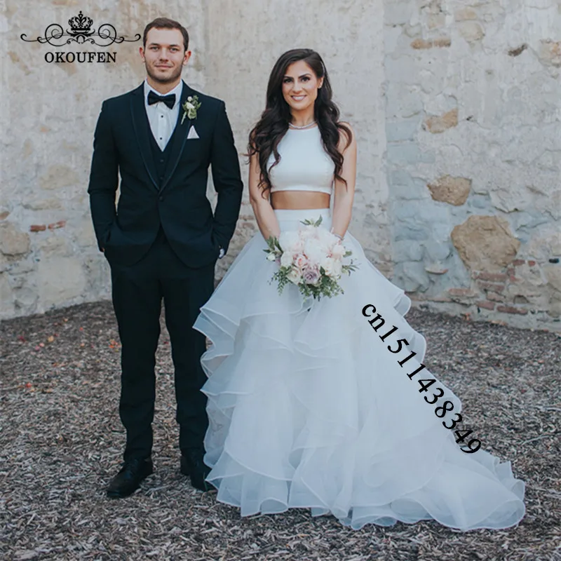 Beach Two Piece Wedding Dress 2019 Jewel Neck 2 Pieces Crop Top Long Tiered Ruffles A Line Bohemia Bridal Dresses For Women
Beach Two Piece Wedding Dress 2019 Jewel Neck 2 Pieces Crop Top Long Tiered Ruffles A Line Bohemia Bridal Dresses For Women