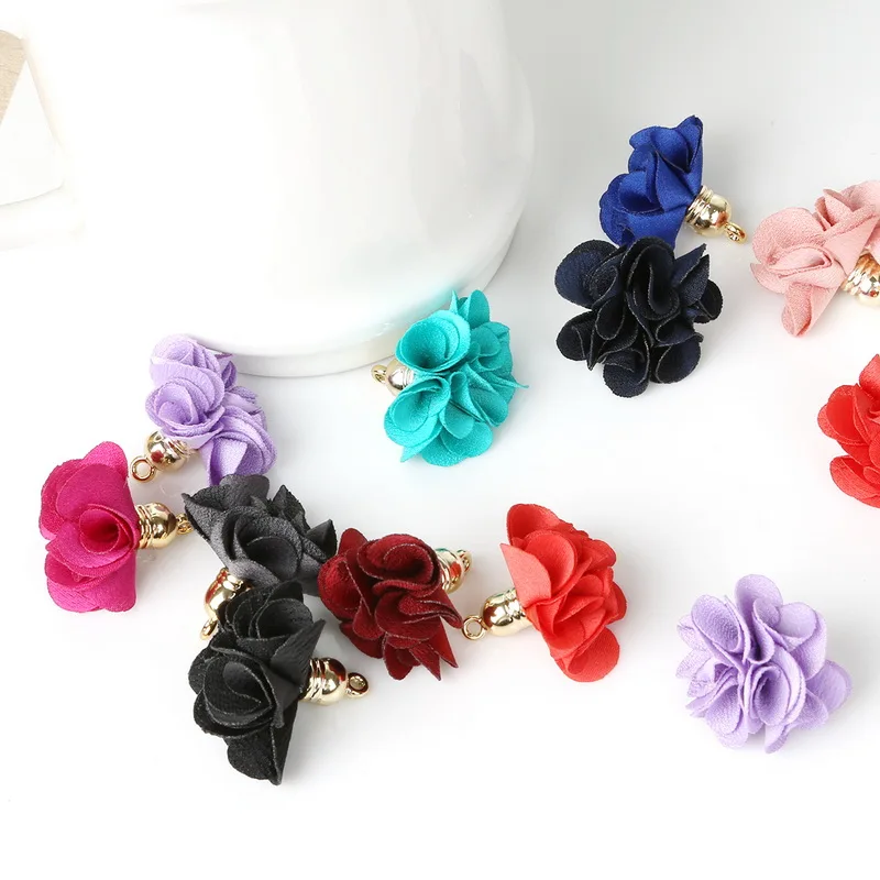 New Fashion 10pcs/lot Mix Color 3x2.5cm Fabric Flower Tassel Charms Pendants for DIY Keychain Cellphone Straps Earrings Making
New Fashion 10pcs/lot Mix Color 3x2.5cm Fabric Flower Tassel Charms Pendants for DIY Keychain Cellphone Straps Earrings Making