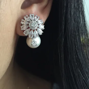 exquisite sunflower stud earring with Imitation pearls brincos AAA cubic zironia jewel for women ear accessories party gift
exquisite sunflower stud earring with Imitation pearls brincos AAA cubic zironia jewel for women ear accessories party gift