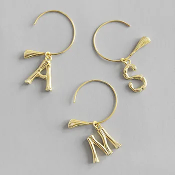 One piece LouLeur 925 sterling silver S M A single letter earrings gold vintage design elegant earrigns for women jewelry gift
One piece LouLeur 925 sterling silver S M A single letter earrings gold vintage design elegant earrigns for women jewelry gift