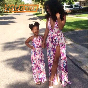 Family Look Mother Daughter Dresses Family Matching Outfits Floral Print V-neck Baby Girl Mother Clothing Mommy and Me Sundress 
Family Look Mother Daughter Dresses Family Matching Outfits Floral Print V-neck Baby Girl Mother Clothing Mommy and Me Sundress