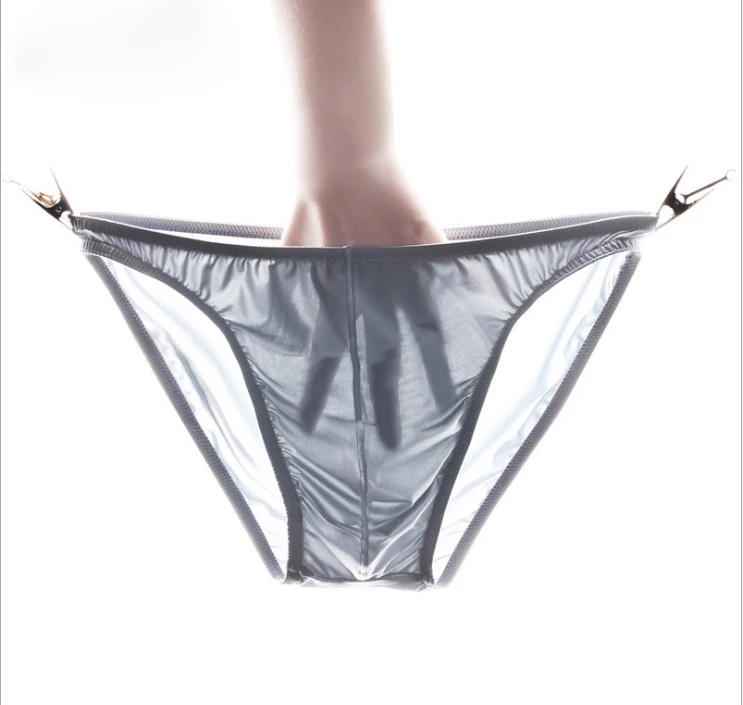 U style Ice Silk 100% High Quality Men Briefs Underwear Soft Cool Youth Man Seamless panties
U style Ice Silk 100% High Quality Men Briefs Underwear Soft Cool Youth Man Seamless panties