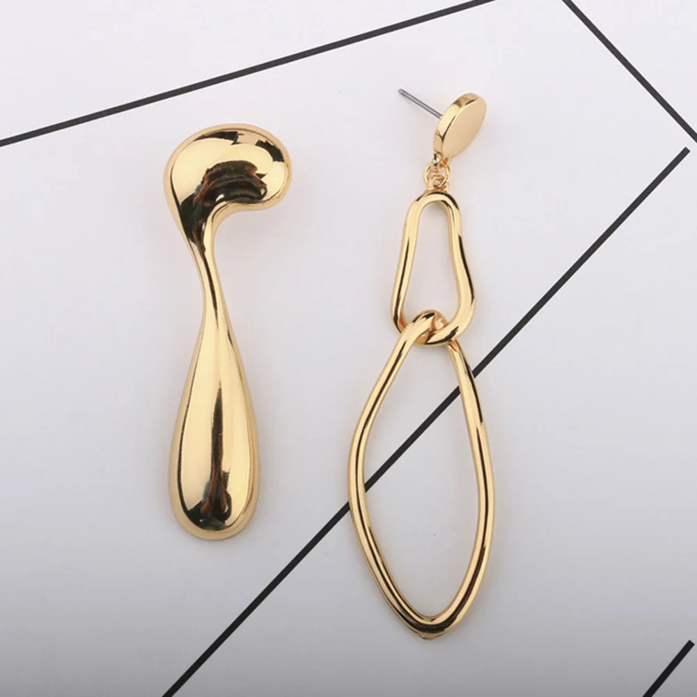 New Mode Style Asymmetric Irregular Statement Earrings Fashion Simple Elegant Gold Color Long Earrings for Women Gifts Art Deco
New Mode Style Asymmetric Irregular Statement Earrings Fashion Simple Elegant Gold Color Long Earrings for Women Gifts Art Deco