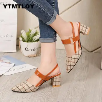 Lady Shoes New Hollow Coarse Sandals High-heeled Shallow Mouth Pointed Pumps Work Women Female Sexy High Heels Zapatilla Lattice
Lady Shoes New Hollow Coarse Sandals High-heeled Shallow Mouth Pointed Pumps Work Women Female Sexy High Heels Zapatilla Lattice