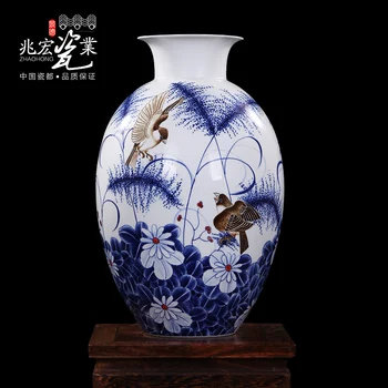 Jingdezhen ceramics customized bottle of Chinese high-grade blue and white hand painting the living room decoration decoration d
Jingdezhen ceramics customized bottle of Chinese high-grade blue and white hand painting the living room decoration decoration d