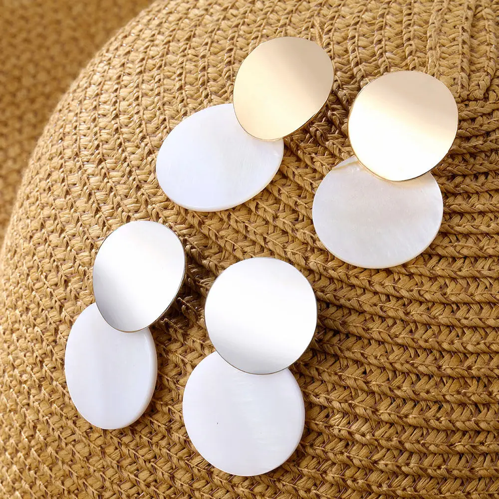2019 Fashion Earrings For Women Round Shell Drop Dangle Earrings Metal Charming Bohemian boucles d'oreilles pour les femmes 
2019 Fashion Earrings For Women Round Shell Drop Dangle Earrings Metal Charming Bohemian boucles d'oreilles pour les femmes