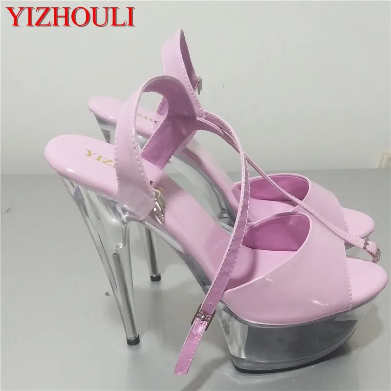 The new Features high with 15 cm high heel sandals, sexy waterproof high with buckles More color optional
The new Features high with 15 cm high heel sandals, sexy waterproof high with buckles More color optional