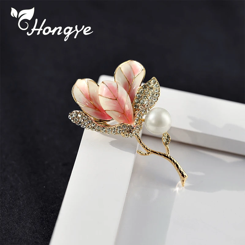 Pink Hibiscus Flower Female Brooch Pins for Coat Quality Shell Pearl Fashion Jewelry Luxury Rhinestone 24k Real Gold Pins
Pink Hibiscus Flower Female Brooch Pins for Coat Quality Shell Pearl Fashion Jewelry Luxury Rhinestone 24k Real Gold Pins