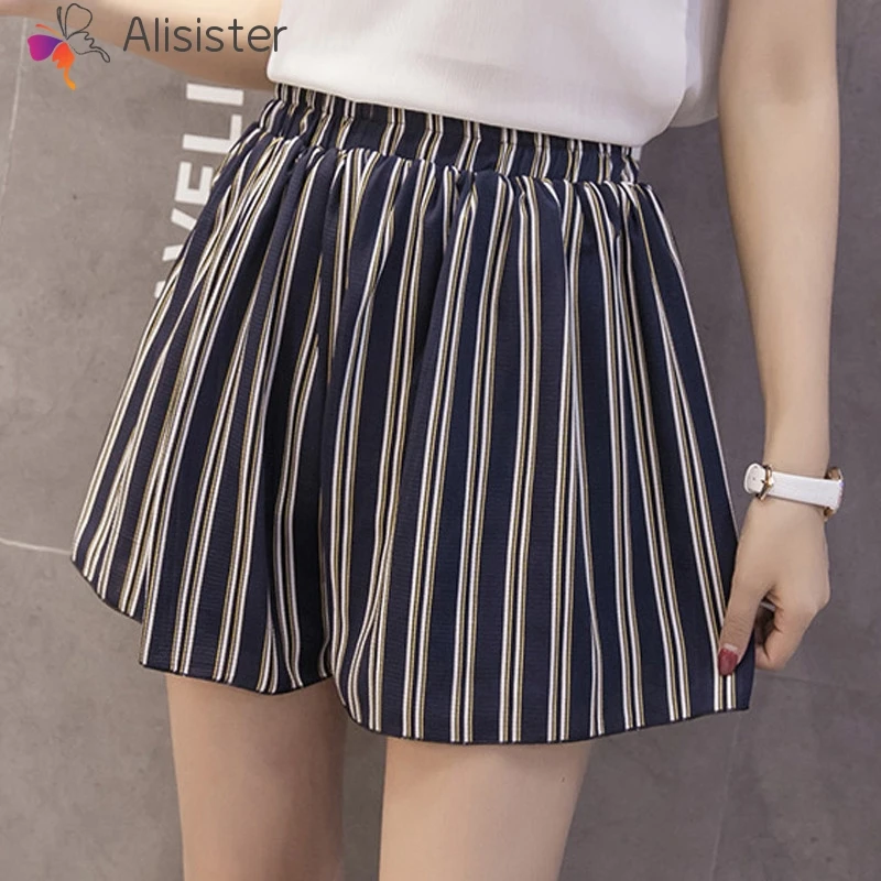 2019 Summer New Women Chiffon Shorts High Waist Striped Boho Floral Print Wide Leg Shorts Female Plus Size Elegant Skirts Shorts
2019 Summer New Women Chiffon Shorts High Waist Striped Boho Floral Print Wide Leg Shorts Female Plus Size Elegant Skirts Shorts