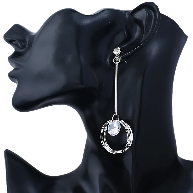 Korean Long Drop Crystal Earrings for Women Hollow Gold Silver Color Circle Round Dangle Earrings Fashion Statement Jewelry Gift
Korean Long Drop Crystal Earrings for Women Hollow Gold Silver Color Circle Round Dangle Earrings Fashion Statement Jewelry Gift