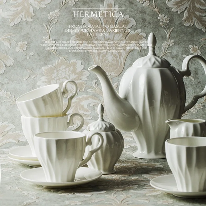 21pcs set, real bone china tea pot and mug set, royal creative design, tazas chip tea cup, nespresso coffee cup, taza cafe set
21pcs set, real bone china tea pot and mug set, royal creative design, tazas chip tea cup, nespresso coffee cup, taza cafe set