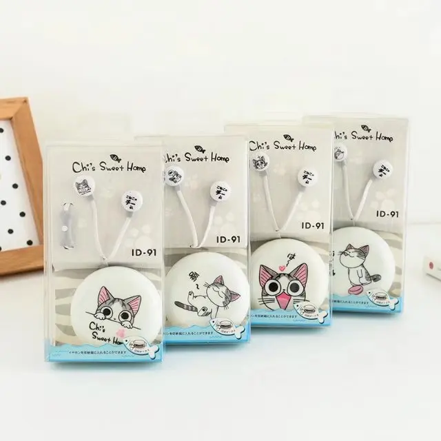 Cute Cartoon Chi's Cat 3.5mm In-Ear Stereo Earphone Kawaii Earbud With Microphone For iPhone Mobile Phone With Storage Box
Cute Cartoon Chi's Cat 3.5mm In-Ear Stereo Earphone Kawaii Earbud With Microphone For iPhone Mobile Phone With Storage Box