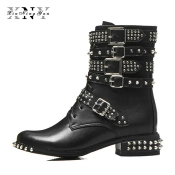 XIUNINGYAN Fashion 2019 Autumn Winter Genuine Leather Ankle Boots Supperstar Matin Boots Casual Rivets Buckle Women' Shoes 34-40
XIUNINGYAN Fashion 2019 Autumn Winter Genuine Leather Ankle Boots Supperstar Matin Boots Casual Rivets Buckle Women' Shoes 34-40
