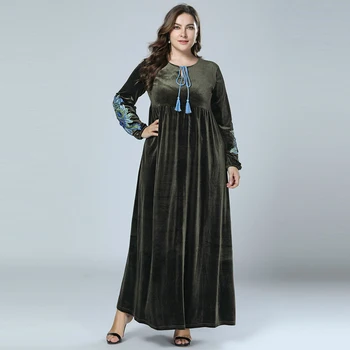 Velvet Abayas For Women Flowers Embroidery Tassel Muslim Dress Kaftan Turkish Arab Dubai Islamic Plus Size Clothing Long Robe
Velvet Abayas For Women Flowers Embroidery Tassel Muslim Dress Kaftan Turkish Arab Dubai Islamic Plus Size Clothing Long Robe