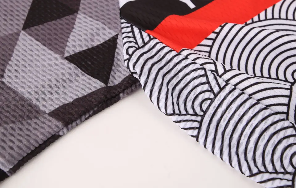 SLEEVE-Jacquard-weave-fabric-on-sleeves