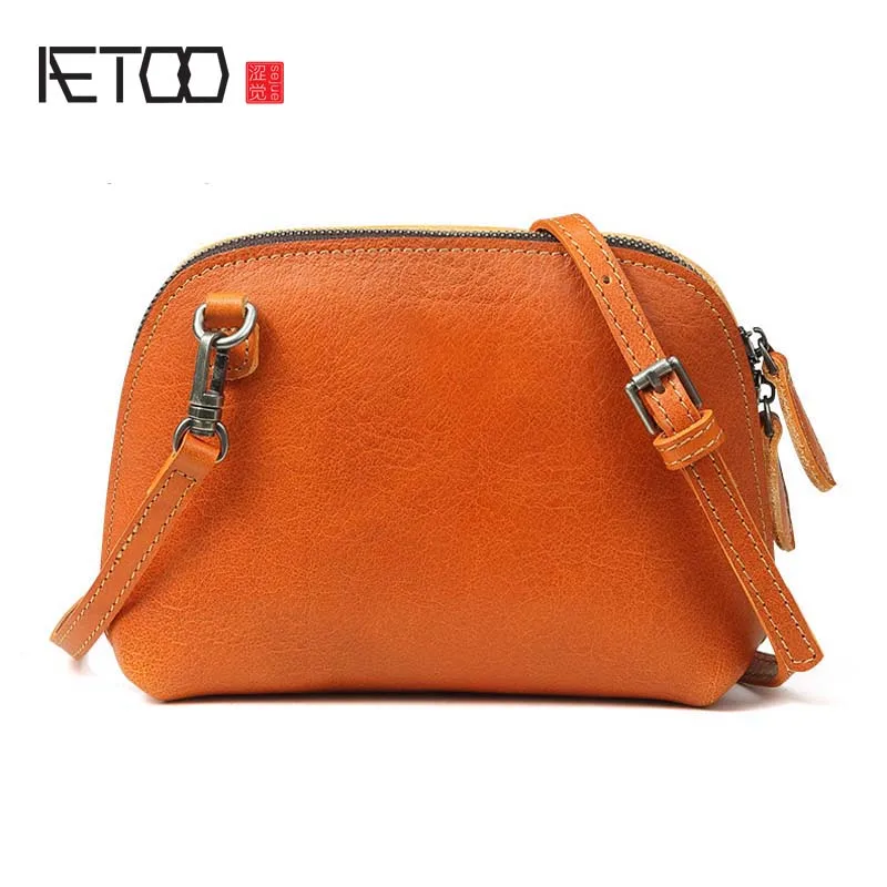 

AETOO New handbags fashion retro leather handbags rose imprint ladies diagonal handbag mini shoulder bag