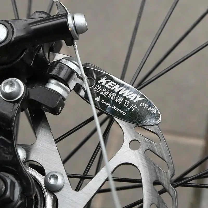 MTB Disc Brake Pads Adjusting Tool Bicycle Pads Mounting Assistant Spacer Brake Pads Rotor Alignment Tools Spacer Bicycle parts
MTB Disc Brake Pads Adjusting Tool Bicycle Pads Mounting Assistant Spacer Brake Pads Rotor Alignment Tools Spacer Bicycle parts