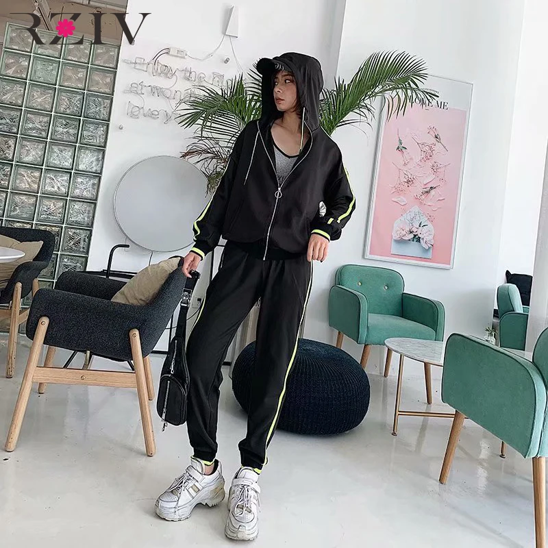 RZIV Spring summer women's suit casual solid color striped stitching sports suit two piece set
RZIV Spring summer women's suit casual solid color striped stitching sports suit two piece set