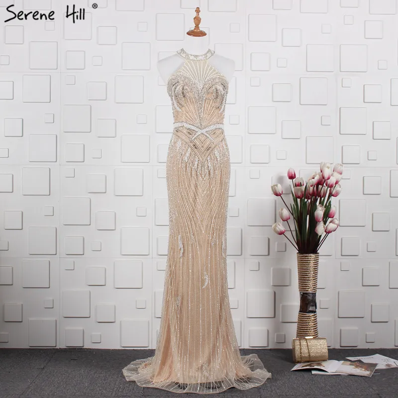 2019 Champagne Dubai Design Sleeveless Evening Dresses Off Shoulder Beading Evening Gowns Serene Hill LA60850
2019 Champagne Dubai Design Sleeveless Evening Dresses Off Shoulder Beading Evening Gowns Serene Hill LA60850