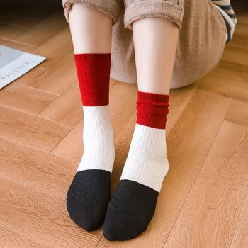 Jeseca Korean Style Autumn Socks for Women Winter Thicken Warmer Sleeping Sock Cotton Soft Parchwork Harajuku Vintage Streetwear
Jeseca Korean Style Autumn Socks for Women Winter Thicken Warmer Sleeping Sock Cotton Soft Parchwork Harajuku Vintage Streetwear