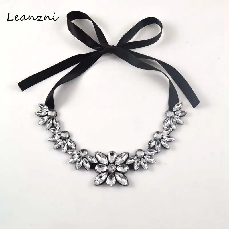 Leanzni Popular jewelry Pattern ribbon is tie-in fashion collar necklaces acrylic accessories leaf shape necklace women present
Leanzni Popular jewelry Pattern ribbon is tie-in fashion collar necklaces acrylic accessories leaf shape necklace women present