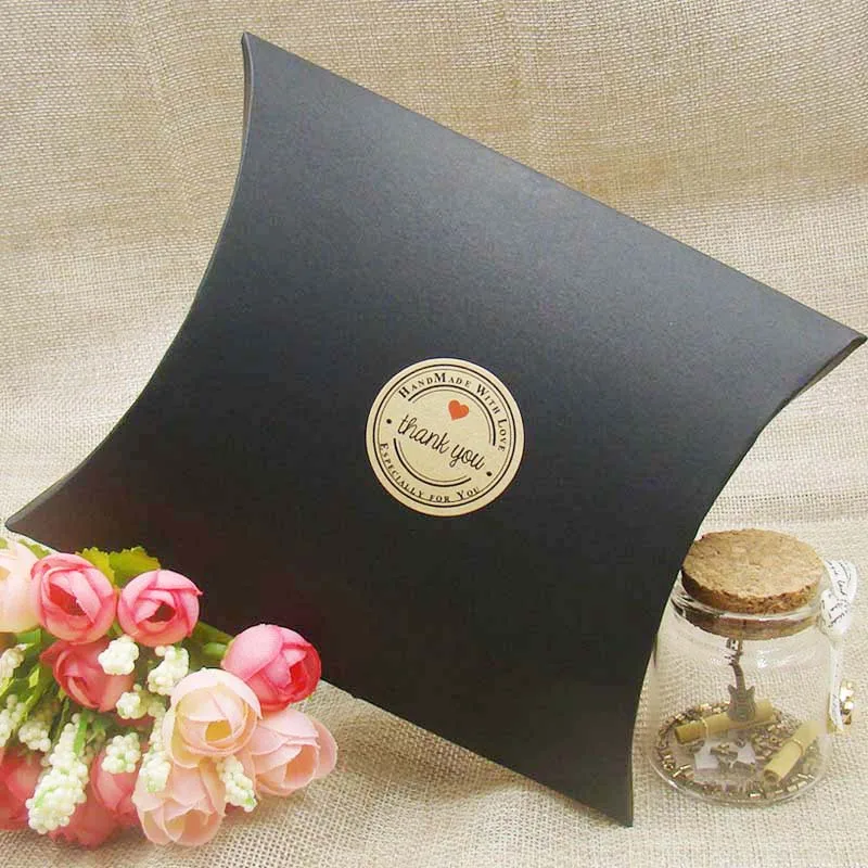 30pcs paper gifts new style hot sale black/Kraft/white Pillow Shape Wedding Favor Gift Box ,Party Candy Box festival Supplies
30pcs paper gifts new style hot sale black/Kraft/white Pillow Shape Wedding Favor Gift Box ,Party Candy Box festival Supplies