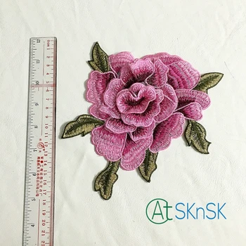 10PCS/lot 21*17 cm Rose Embroidered Iron on Patches for Clothing DIY Stripes Clothes Patchwork Sticker Custom Flowers Applique 
10PCS/lot 21*17 cm Rose Embroidered Iron on Patches for Clothing DIY Stripes Clothes Patchwork Sticker Custom Flowers Applique