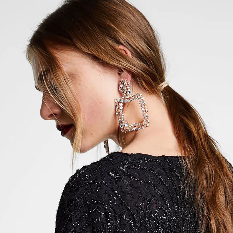 JUJIA Hot Sale Big Statement Crystal Square Dangle Earrings Fashion Geometric Drop Earrings For Women Brincos
JUJIA Hot Sale Big Statement Crystal Square Dangle Earrings Fashion Geometric Drop Earrings For Women Brincos