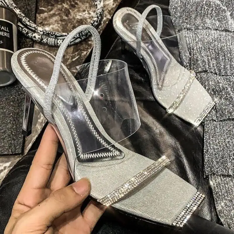 New Crystal Sandals Women Transparent Shoes Clear PVC Pumps Summer High Heels Sandalias Verano Mujer 2019 Sexy Sandalia Feminina
New Crystal Sandals Women Transparent Shoes Clear PVC Pumps Summer High Heels Sandalias Verano Mujer 2019 Sexy Sandalia Feminina