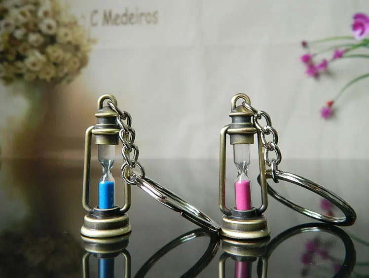2018 cute metal lamp shape hourglass key chain ring keychain creative trinket novelty item best charm gift women men couple BLUE
2018 cute metal lamp shape hourglass key chain ring keychain creative trinket novelty item best charm gift women men couple BLUE