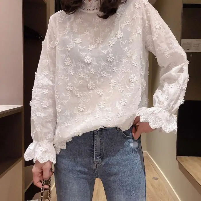 Sweet romantic face flower lacing collar shirt long sleeve white blouse female 2019 spring 
Sweet romantic face flower lacing collar shirt long sleeve white blouse female 2019 spring