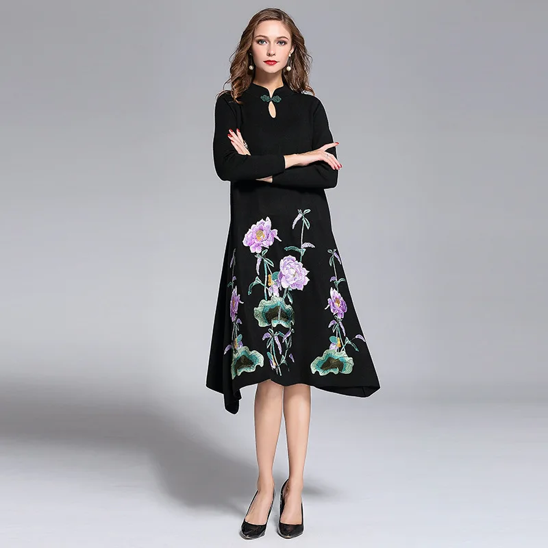 2017 NEW Autumn winter Embroidery dress Vintage mother Clothing flowers Knitted party dress XL Long sleeve Women Loose dresses
2017 NEW Autumn winter Embroidery dress Vintage mother Clothing flowers Knitted party dress XL Long sleeve Women Loose dresses