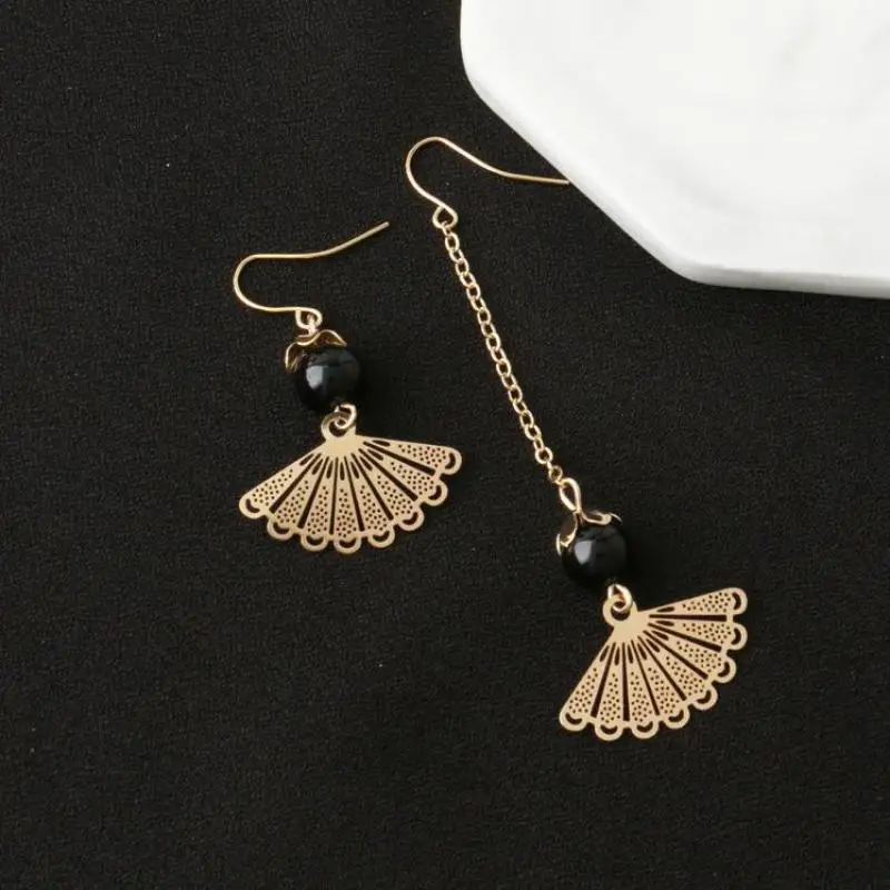 New Personality Simple Retro Fan Shaped Beads Asymmetric Long Section Tassel Earrings Jewelry Wholesale Earrings For Women
New Personality Simple Retro Fan Shaped Beads Asymmetric Long Section Tassel Earrings Jewelry Wholesale Earrings For Women