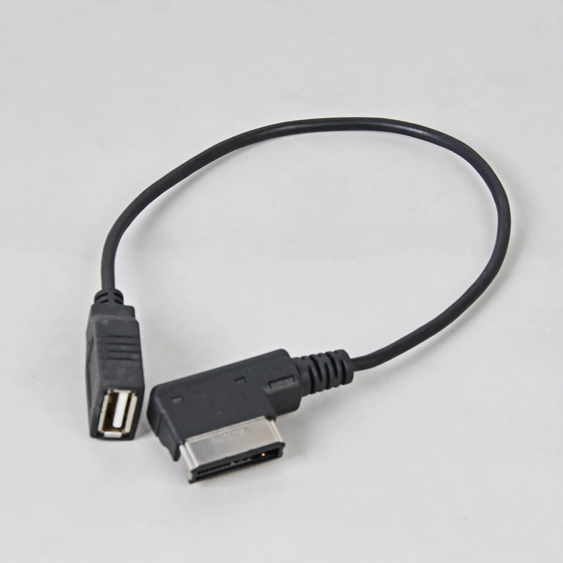 CITALL Music MP3 Player Mobilphone Media-In AMI MMI MDI AUX to USB Adapter Cable Interface For Audi A3 A4 S4 A5 S5 RCD310 RNS510
CITALL Music MP3 Player Mobilphone Media-In AMI MMI MDI AUX to USB Adapter Cable Interface For Audi A3 A4 S4 A5 S5 RCD310 RNS510