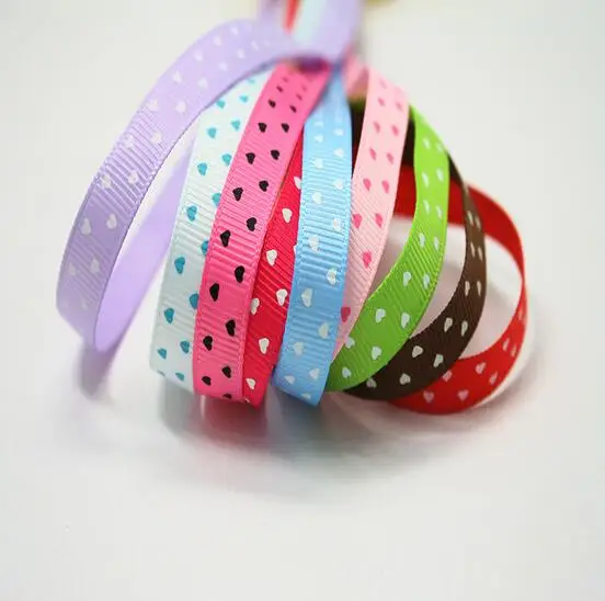 Free Shipping 5 yards 9mm snowflake red heart-shaped printed grosgrain Christmas ribbon craft material DIY Party decoration
Free Shipping 5 yards 9mm snowflake red heart-shaped printed grosgrain Christmas ribbon craft material DIY Party decoration