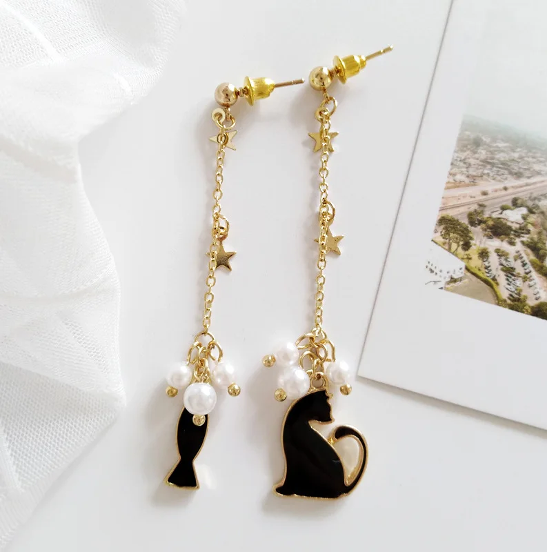 Kawaii Cute Long Chain Cucoloris Silhouette Animal Black White Cat Fish Clip Earring Meow Kitty Cat Clip on Earring No Pierced
Kawaii Cute Long Chain Cucoloris Silhouette Animal Black White Cat Fish Clip Earring Meow Kitty Cat Clip on Earring No Pierced