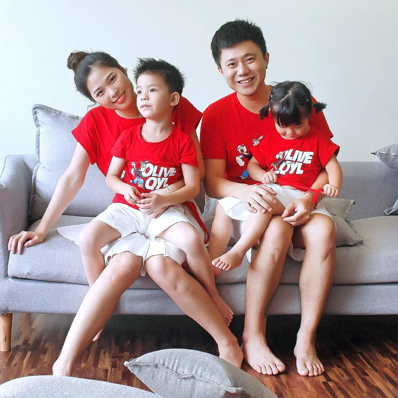 2018 Summer Family Matching Clothes Mother And Daughter Matching Sets Red Cartoon Popeye Fashion T Shirt +chiffon Skirt 2pcs
2018 Summer Family Matching Clothes Mother And Daughter Matching Sets Red Cartoon Popeye Fashion T Shirt +chiffon Skirt 2pcs