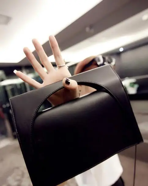Women Leather envelope clutch bag High Quality Simple Handbag Shoulder Bag Sac A Main Femme Luxury Designer Lady Messenger Bags
Women Leather envelope clutch bag High Quality Simple Handbag Shoulder Bag Sac A Main Femme Luxury Designer Lady Messenger Bags